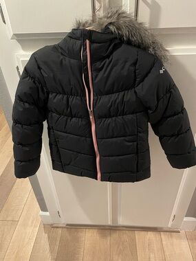 Columbia Girls' Black Puffer Jacket with Faux-Fur Hood, size S (7/8)